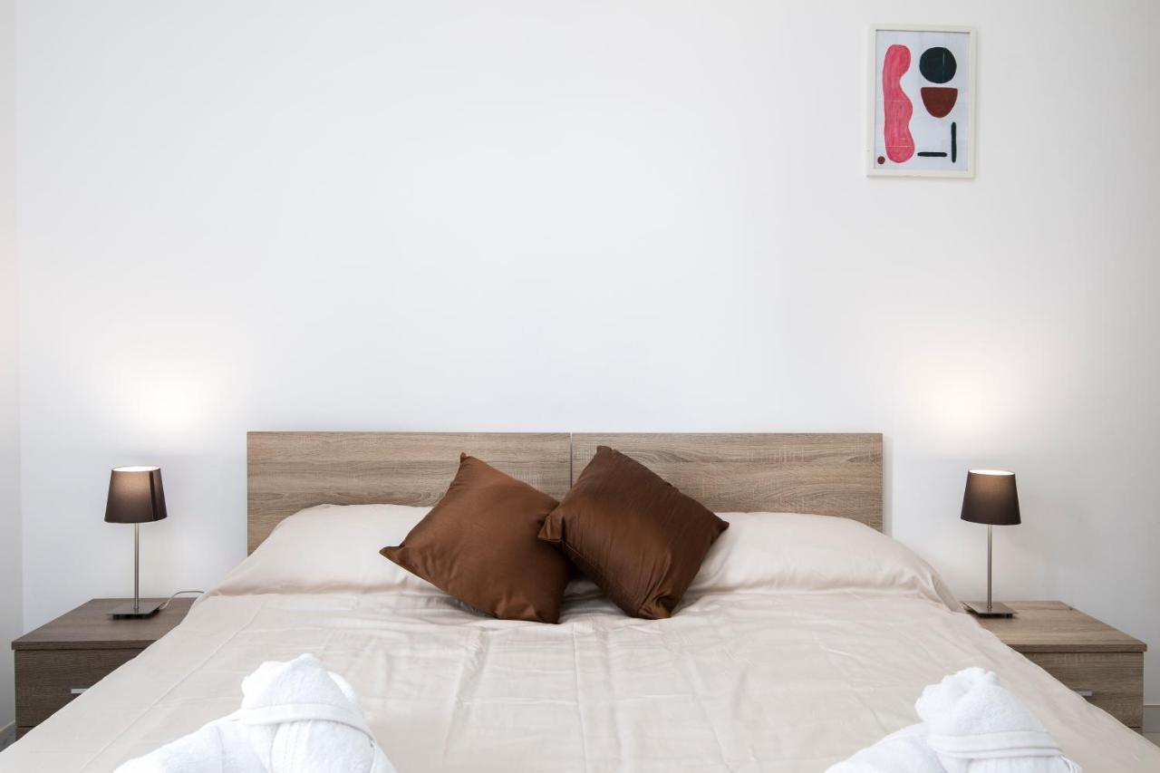 Sea View Apartment 2 Bedrooms 2 Bathrooms, 2 Minutes Away From The Sea Saint Julian's Eksteriør bilde